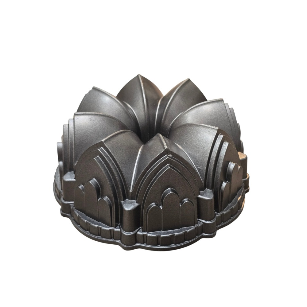 Nordic Ware Cathedral Bundt Pan Cast Aluminum 9 Cup Non-Stick Silver Platinum